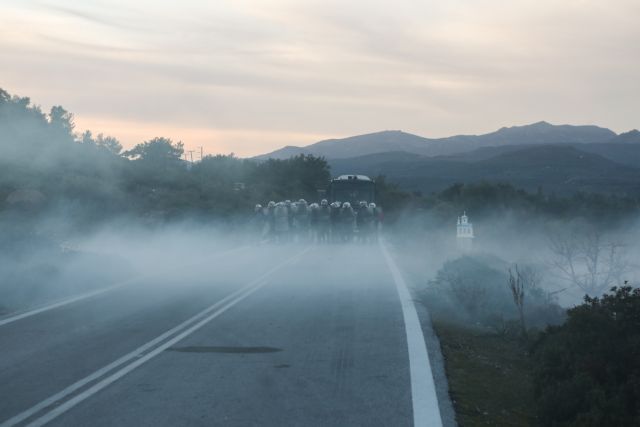 Πεδίο μάχης η Λέσβος και η Χίος – Γενική απεργία την Τετάρτη
