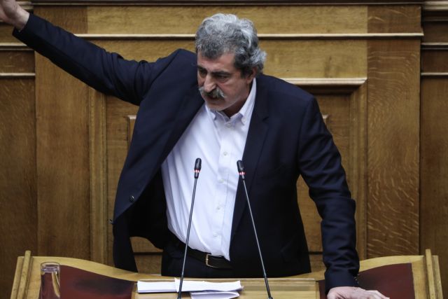 Πολάκης: Επαθε σοκ απ’ όσα είδε στη Μόρια – Συνήλθε όμως το βράδυ με ζεϊμπέκικο