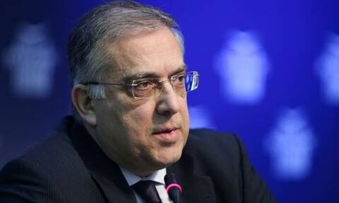 Προειδοποίηση Θεοδωρικάκου : «Μην πηγαίνετε στα χωριά σας, επιβαρύνετε την κατάσταση»