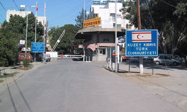 Κοροναϊός : Ένας 67χρονος Γερμανός τουρίστας το πρώτο θύμα στα Κατεχόμενα