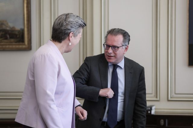 Μπλόκαρε τις επιστροφές μεταναστών η Τουρκία