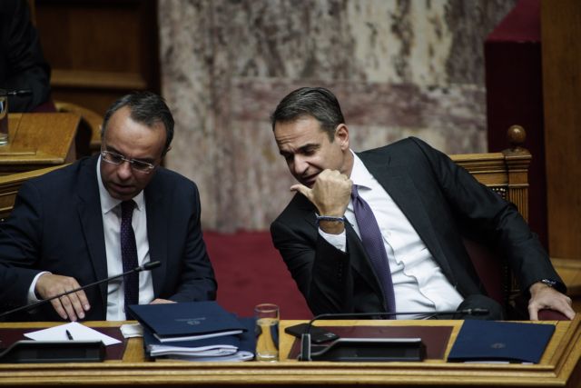 Ανησυχία για το δώρο Πάσχα – Υπ’ ατμόν η Αντιπολίτευση