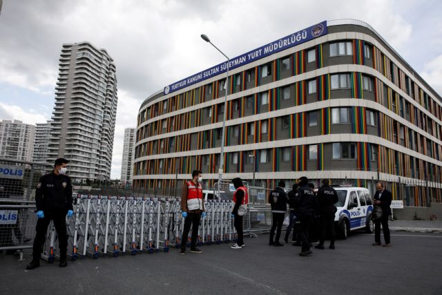 Κοροναϊός – Τουρκία: 64 συλλήψεις για αναρτήσεις στα social media