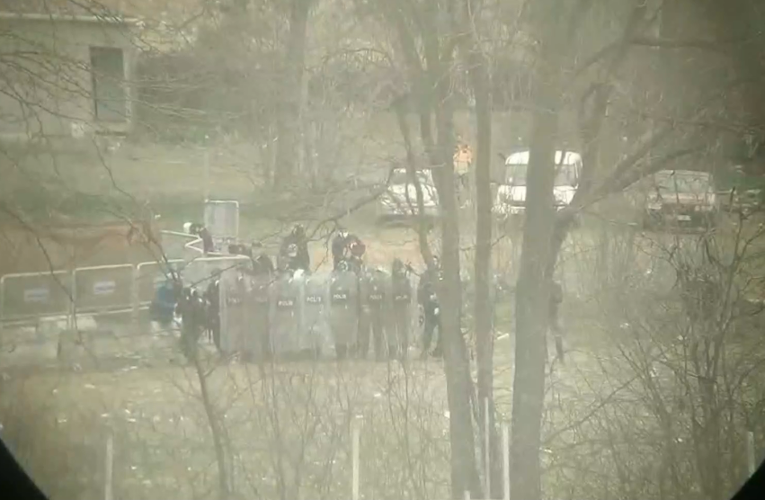 Ντοκουμέντο από τον Έβρο : Τουρκική διμοιρία βάλλει κατά των Ελλήνων