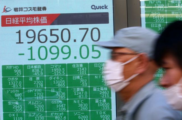 Κορωνοϊός : Ποιοι χάνουν και ποιοι κερδίζουν