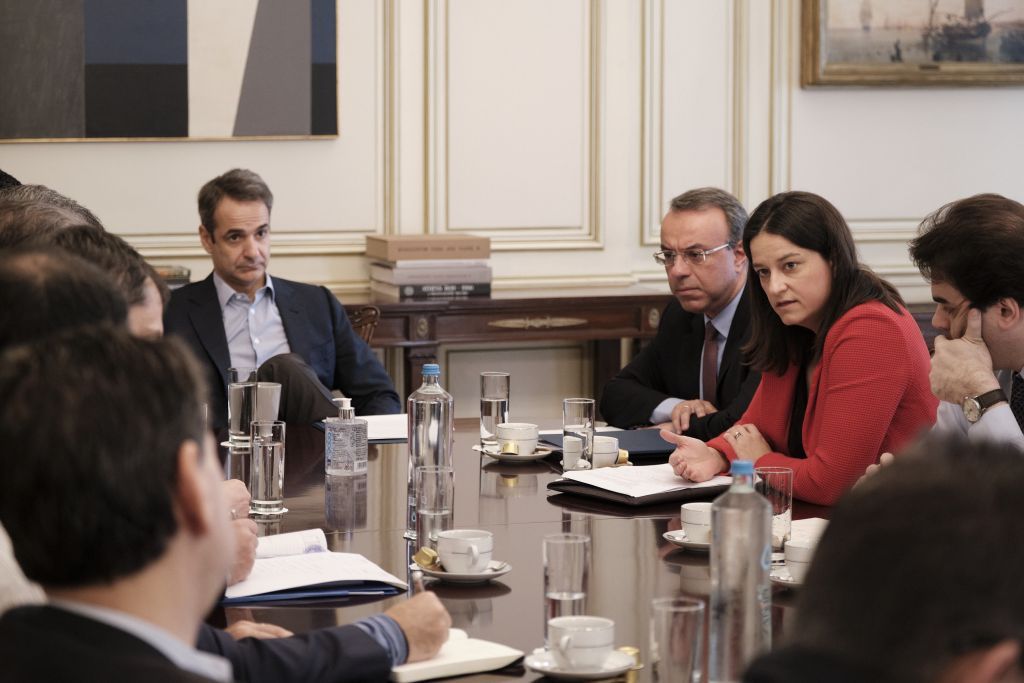 Κορωνοϊός : Έκτακτα μέτρα για την αντιμετώπιση της κατάστασης αποφάσισε η κυβέρνηση