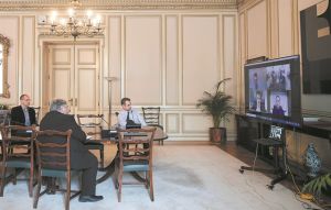 Μαξίμου: κωδικός «Αξιοπιστία» και σκληρή γραμμή