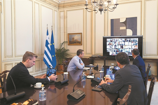 5 + 1 παρεμβάσεις στους μπλε φακέλους