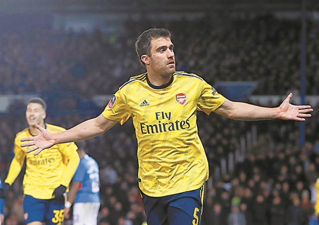 Βήμα πρόκρισης για την Αρσεναλ