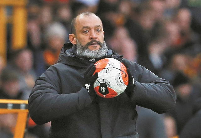 Εχουν νόημα τα ματς χωρίς θεατές;