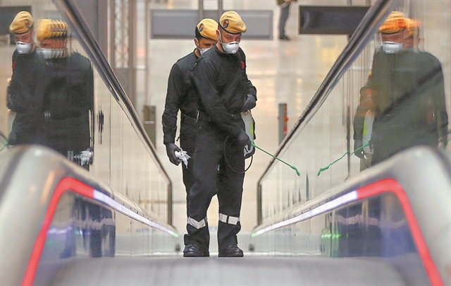 Στα χνάρια της Ιταλίας βαδίζει και η Ισπανία