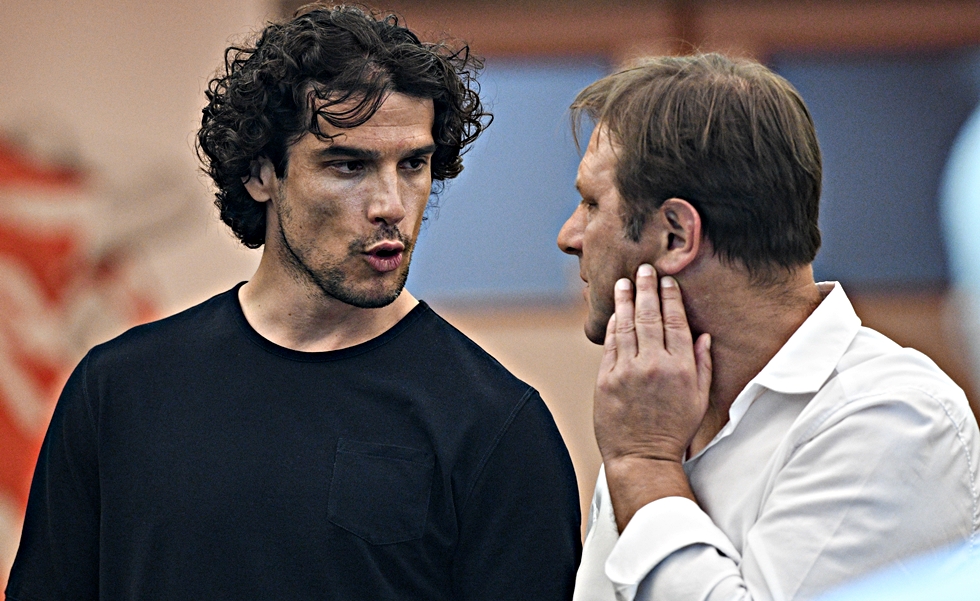 Μοντέστο για κοροναϊό : «Πρέπει να μείνουμε σπίτι και να προσέχουμε»