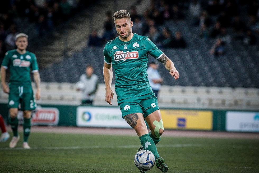 Σένκεφελντ για κοροναϊό: «Οι παππούδες σας πήγαιναν στον πόλεμο, εσείς δεν μπορείτε να καθίσετε στον καναπέ;»