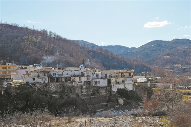 Οι 4+3 «καυτές» εστίες της πανδημίας στην Ελλάδα