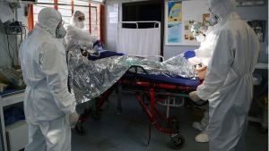 Κοροναϊός : Στο μικροσκόπιο της επιστήμης 47χρονη γυναίκα που ανάρρωσε χωρίς φάρμακα