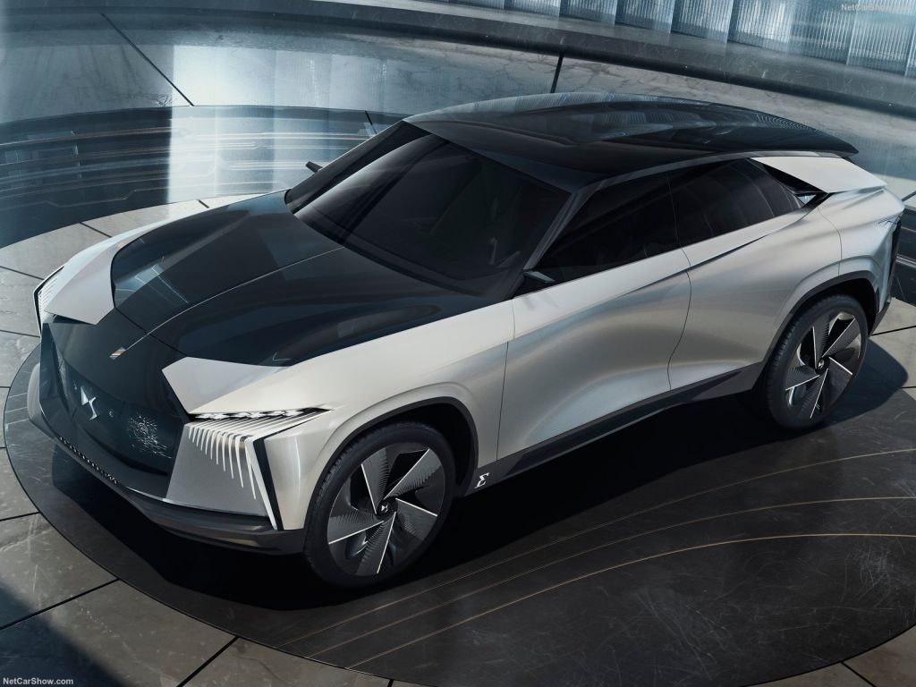 DS Aero Sport Lounge: H λιμουζίνα του μέλλοντος είναι ηλεκτρική και αποδίδει 680 ίππους