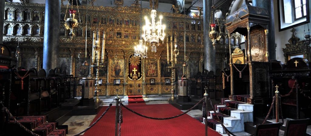 Κοροναϊός :  Μέτρα για την αποφυγή των συναθροίσεων πιστών στα Τρίκαλα