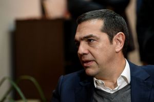 Τσίπρας: Εμείς μένουμε σπίτι, να αναλάβει η Πολιτεία τις δικές της ευθύνες