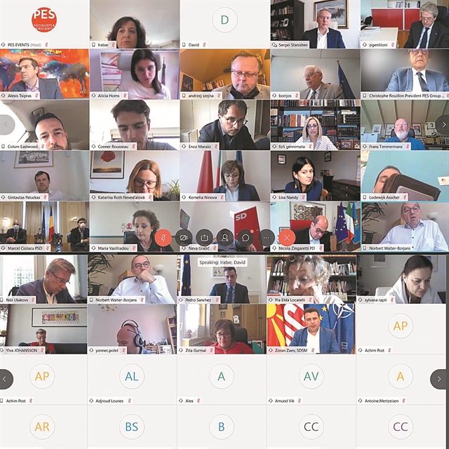 Αβολα ραντεβού και αγεφύρωτο χάσμα