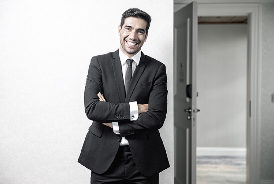 Φερέιρα για κοροναϊό : Υποδειγματικά τα μέτρα της Ελλάδας απέναντι στην πανδημία