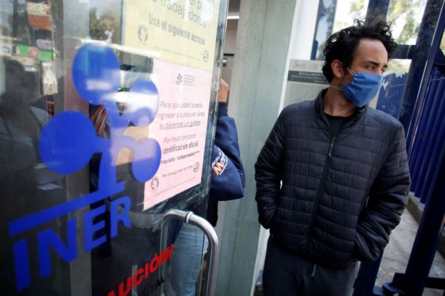 Κορωνοϊός : Η Γαλλία επιτάσσει τις προστατευτικές μάσκες