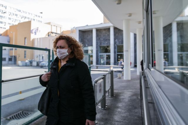 Αποκλειστικό MEGA : «Ο ΕΟΔΥ μάς είπε να πάμε σπίτι μας», λέει η 44χρονη που ταξίδεψε στους Αγίους Τόπους