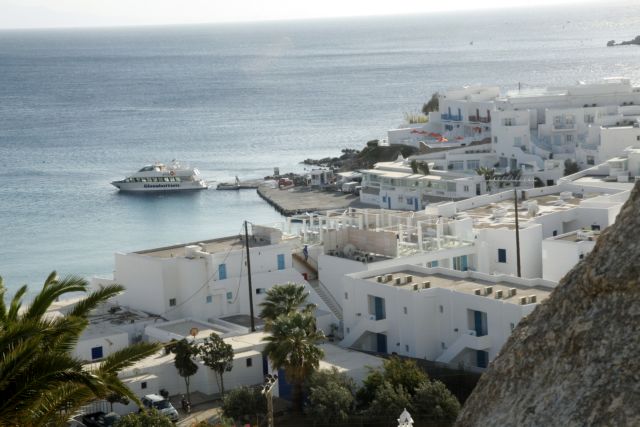 Τσουνάμι ακυρώσεων στον ελληνικό τουρισμό