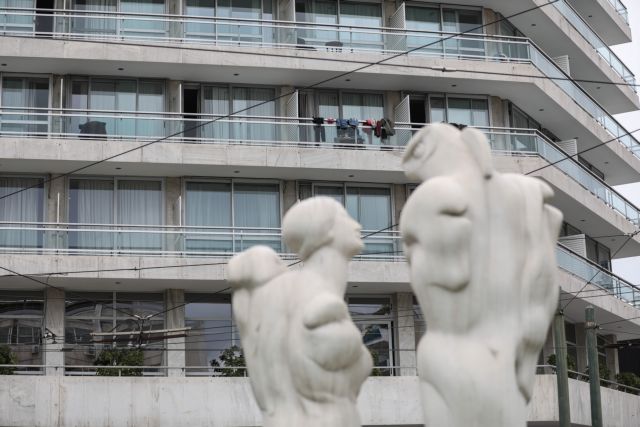 Βίντεο του MEGA μέσα από το ξενοδοχείο της καραντίνας