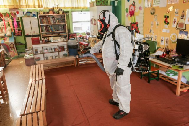 Κορωνοϊός: 31 σχολεία κλείνουν στην Αττική – Όλη η λίστα