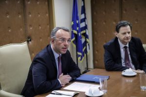 Σταϊκούρας: Οκτώ μέτρα για την αντιμετώπιση των παρενεργειών του κοροναϊού