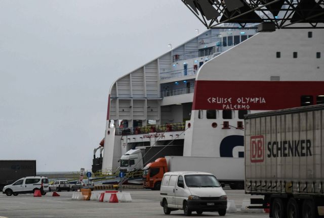 Κοροναϊός : Επαναπατρίζονται 250 Ελληνες από την Ανκόνα