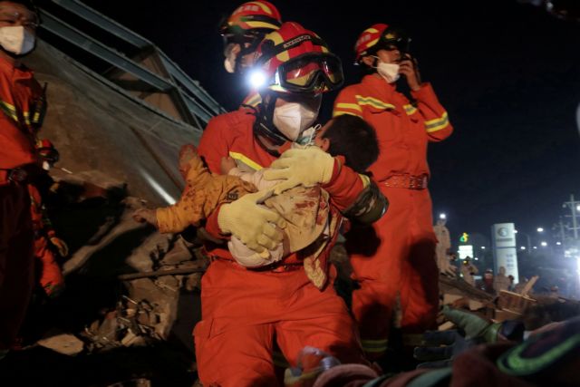 Κοροναϊός : Στους 18 οι νεκροί από την κατάρρευση ξενοδοχείου στην Κίνα