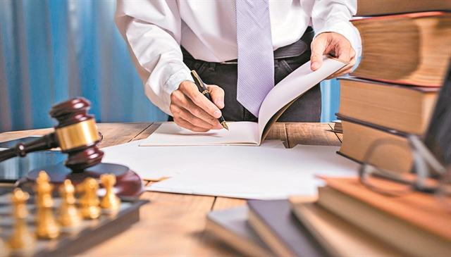 Ζητούνται 69 γλωσσομαθείς νομικοί στο Δικαστήριο της ΕΕ