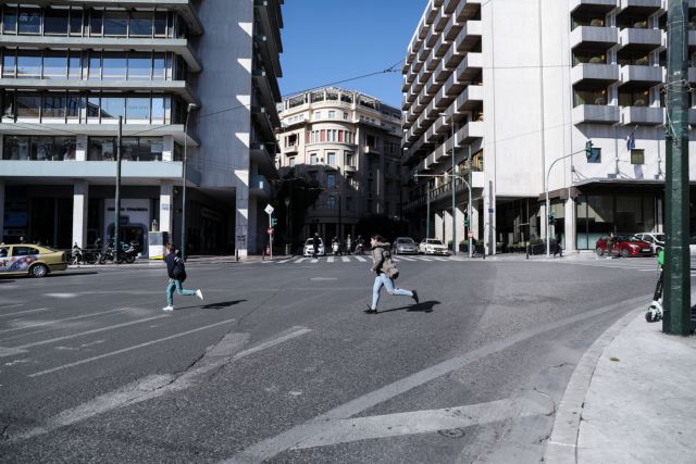 Γύρισαν από το Εξωτερικό και έκαναν βόλτες – Πρόστιμο 5.000 ευρώ στον καθένα