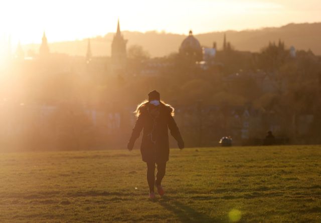 Βρετανία: Ετοιμάζουν εφαρμογή «φακελώματος» κρουσμάτων