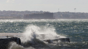 Καιρός : Προβλήματα στις ακτοπλοϊκές συγκοινωνίες εξαιτίας των θυελλωδών ανέμων