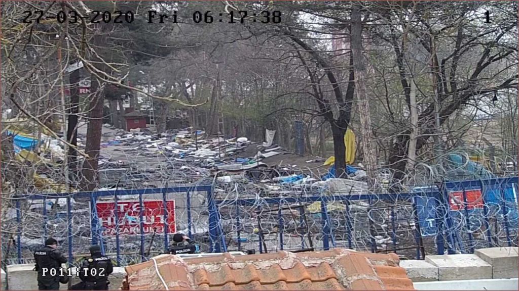 Έβρος : Αποχώρησαν το πρωί οι μετανάστες από το σημείο των επεισοδίων στις Καστανιές