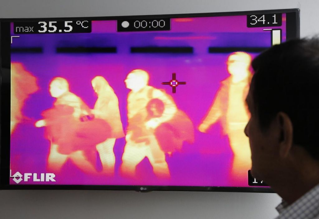 122 χώρες πλήττει ο κοροναϊός – 355 νέοι θάνατοι και 7.488 νέα κρούσματα εκτός Κίνας