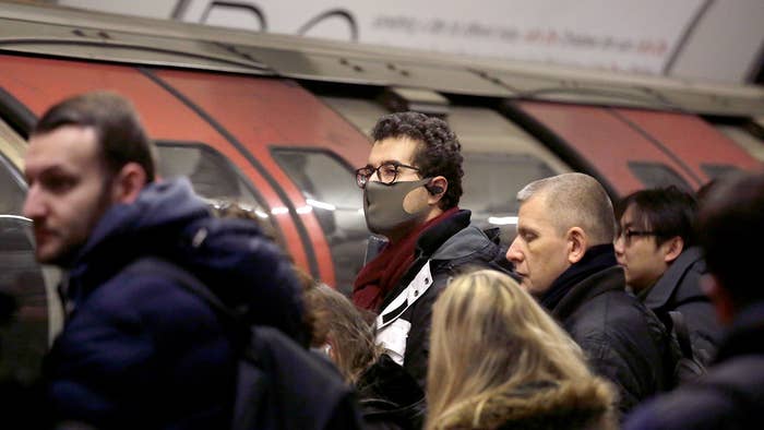 Κορωνοϊός : Στους 273 οι ασθενείς στη Μ. Βρετανία – 60 νέα κρούσματα μέσα σε ένα βράδυ