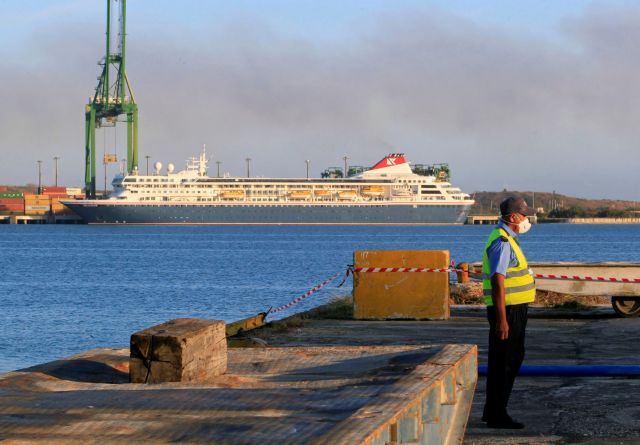 Η Κούβα δέχτηκε βρετανικό κρουαζιερόπλοιο με πέντε κρούσματα
