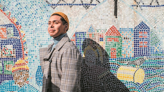 Ο Ασθενής του Λονδίνου δείχνει το πρόσωπό του