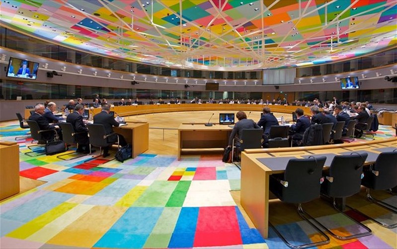 Κοροναϊός : Στο Eurogroup τα νέα έκτακτα της κυβέρνησης