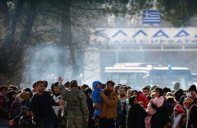 Ankara directs masses of migrants towards Greek-Turkish borders, Athens demands EU solidarity | tanea.gr