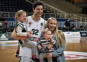 Παναθηναϊκός: Μετά τον Πιτίνο αναχώρησε για τις ΗΠΑ και ο Φριντέτ