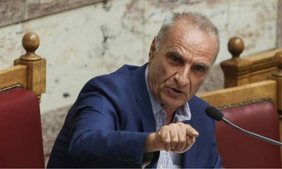 Βαρεμένος: «Στον Έβρο βγήκαν με τις καραμπίνες για να προστατέψουν τις βίλες τους»