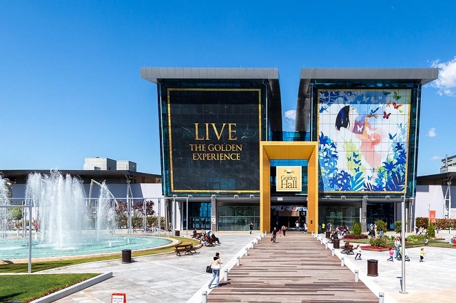 Κοροναϊός: Κλείνει και το Golden Hall