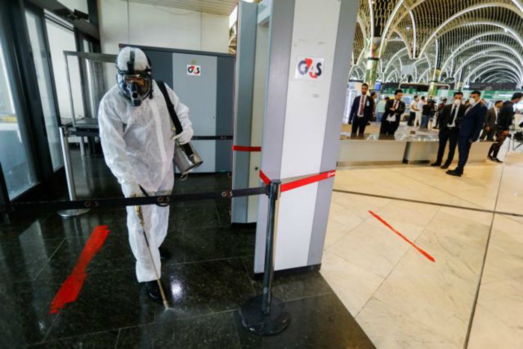 Κορωνοϊός : «Για τους ηλικιωμένους, ο COVID-19 είναι σχεδόν μια τέλεια μηχανή θανάτωσης»