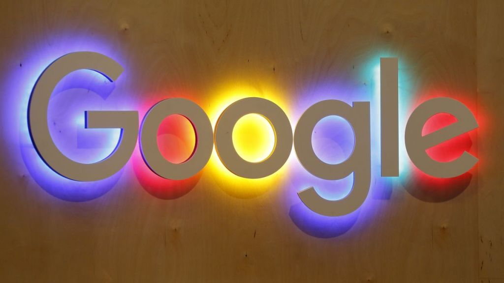 Κορωνοϊός : Η Google περιορίζει τις επισκέψεις στα γραφεία της