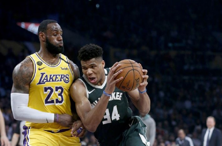 Η εμφάνιση του Γιάννη Αντετοκούνμπο κόντρα στους Λέικερς