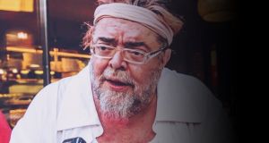 Πάρτι στο Twitter για τις θεωρίες συνωμοσίας του Κραουνάκη για τον κορωνοϊό